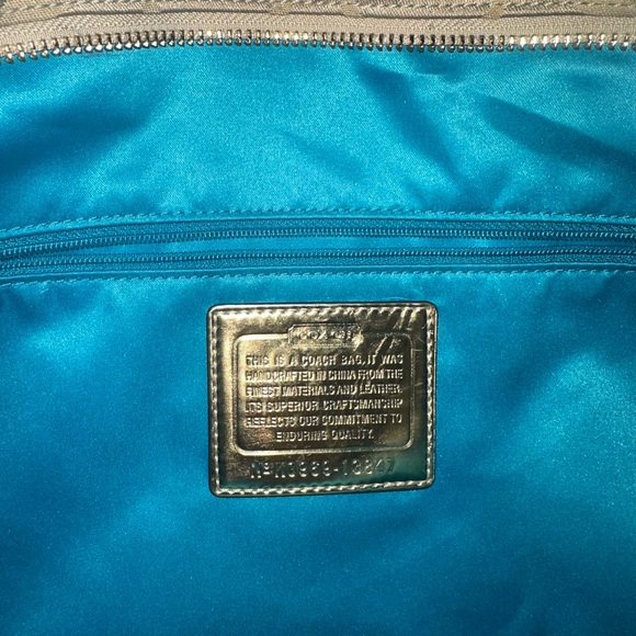 Coach Poppy Purse Gold - Picture 3 of 5